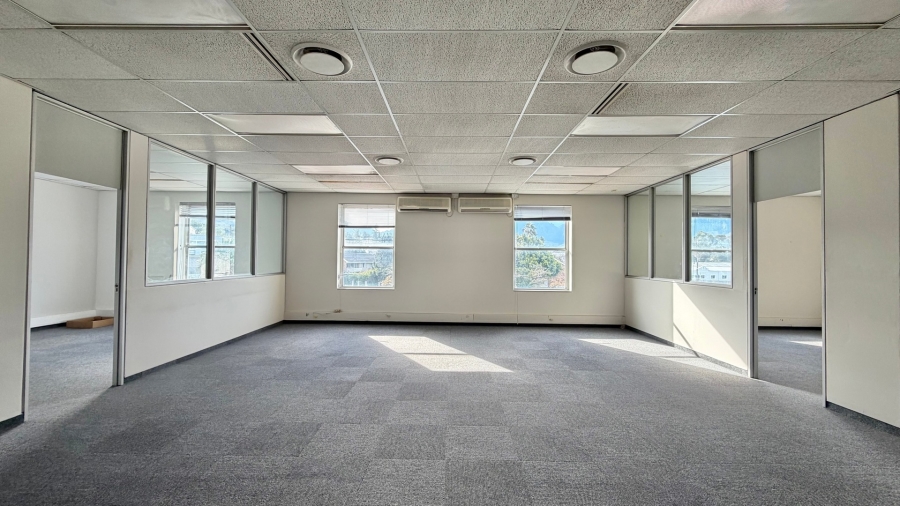 To Let Commercial Property for Rent in Somerset West Western Cape
